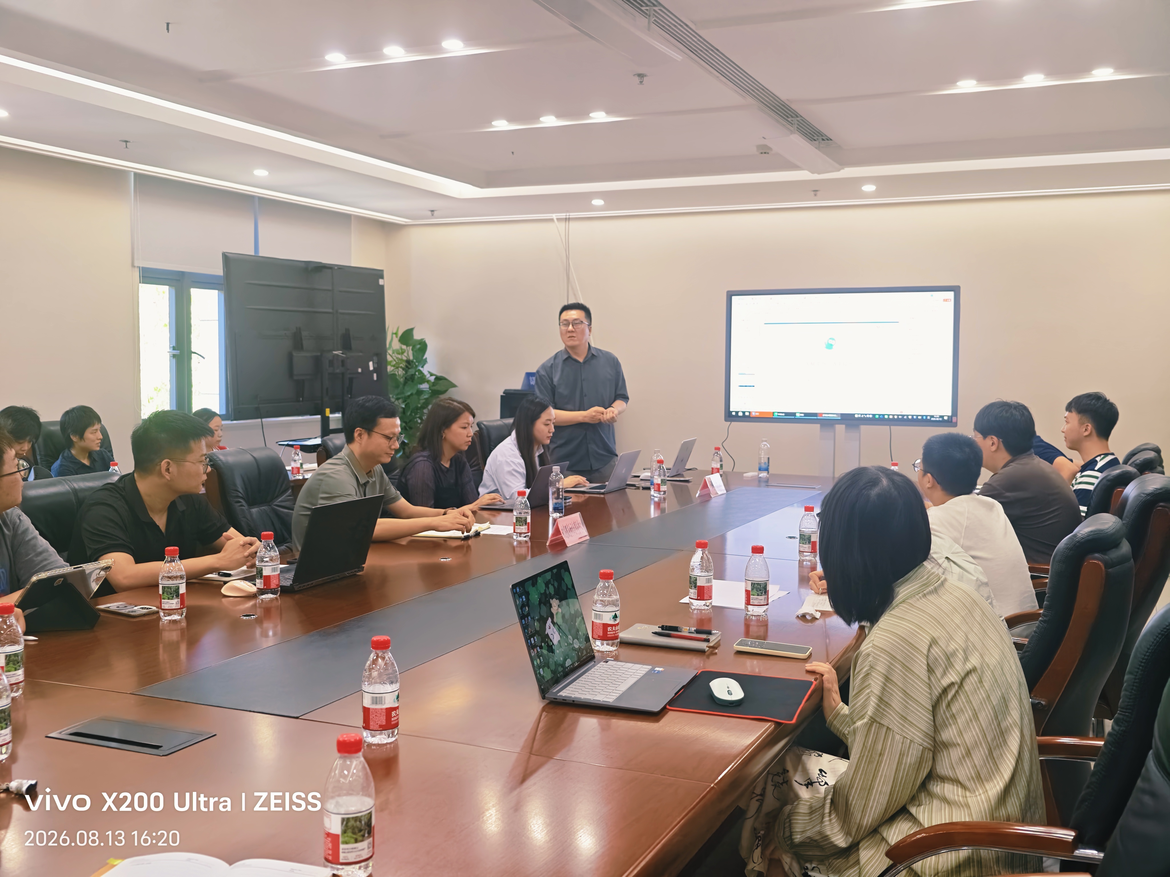 市场活动快报 | AI赋能办公效率提升,千问办公走进高新区政务服务中心